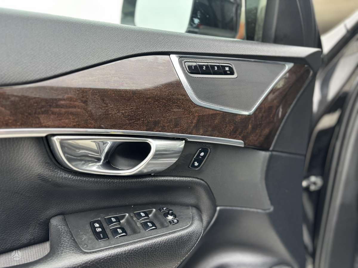 Volvo XC90, 2.0 l., Внедорожник / Кроссовер