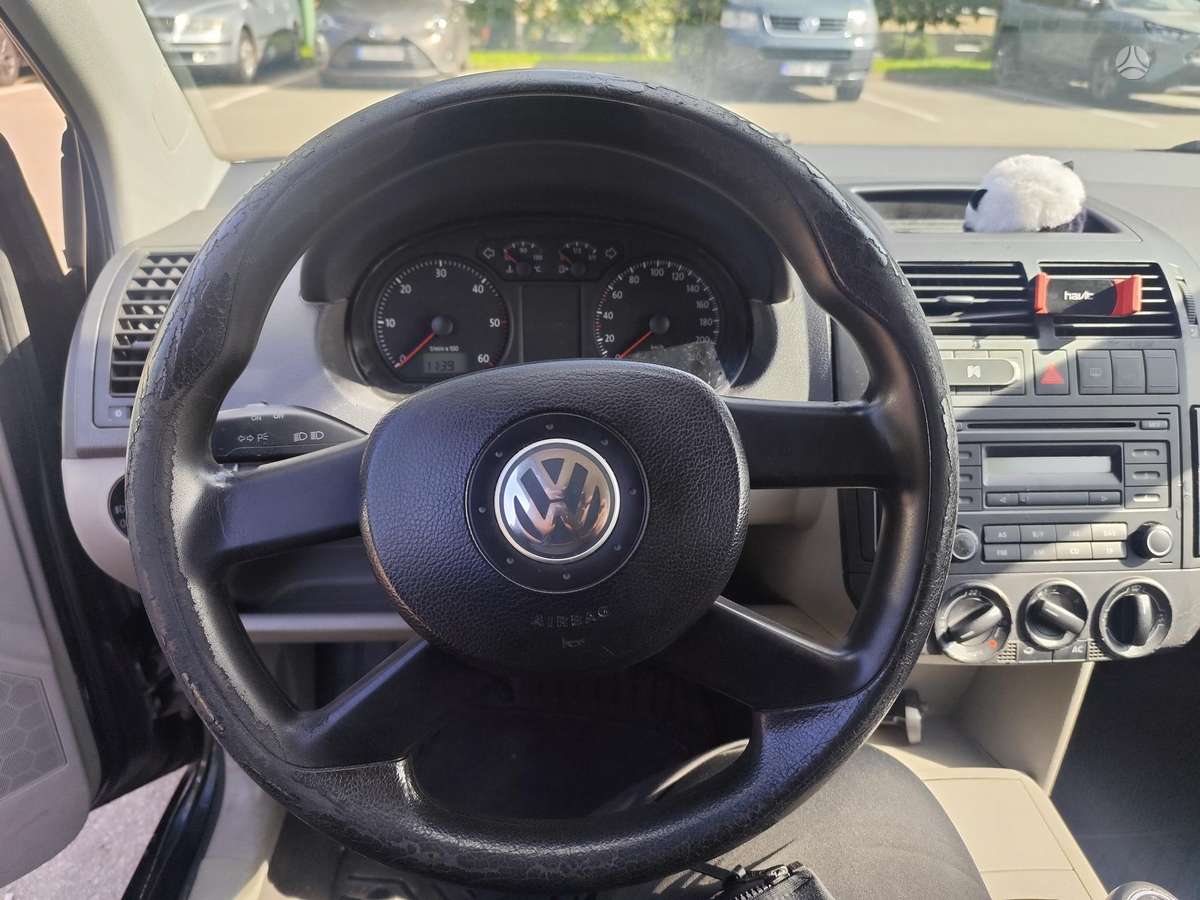 Volkswagen Polo - 4