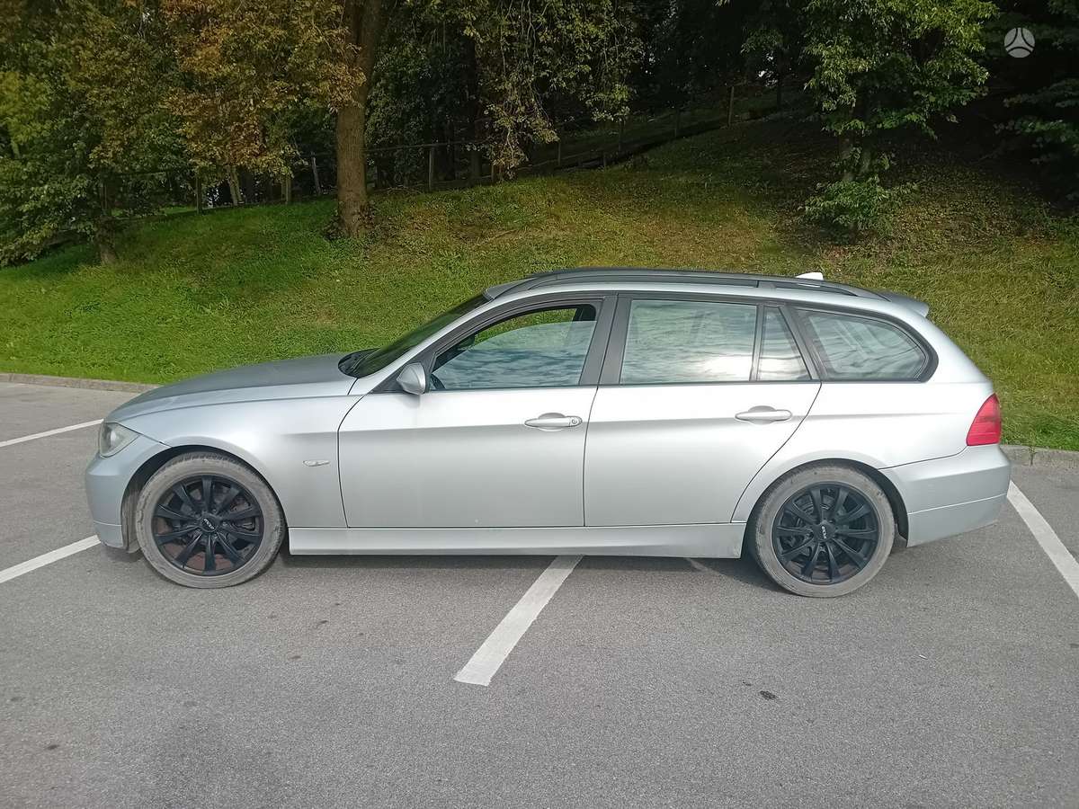 BMW 320, 2.0 l., universalas