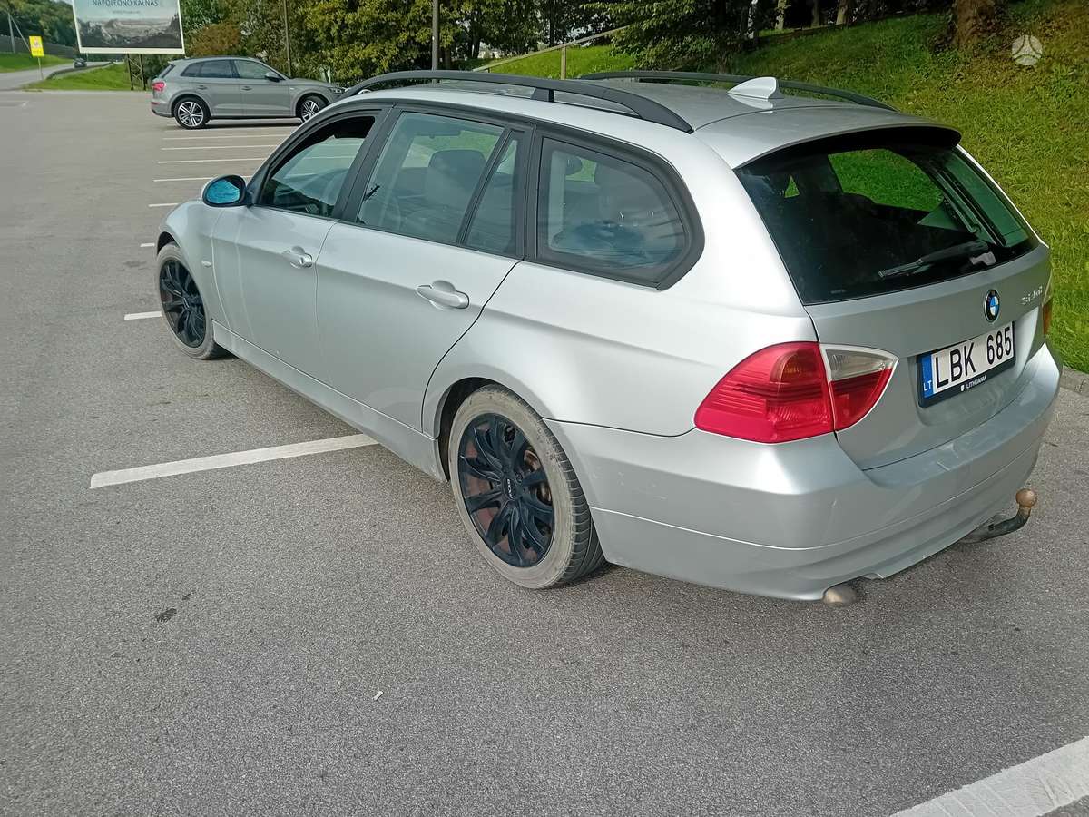 BMW 320, 2.0 l., universalas