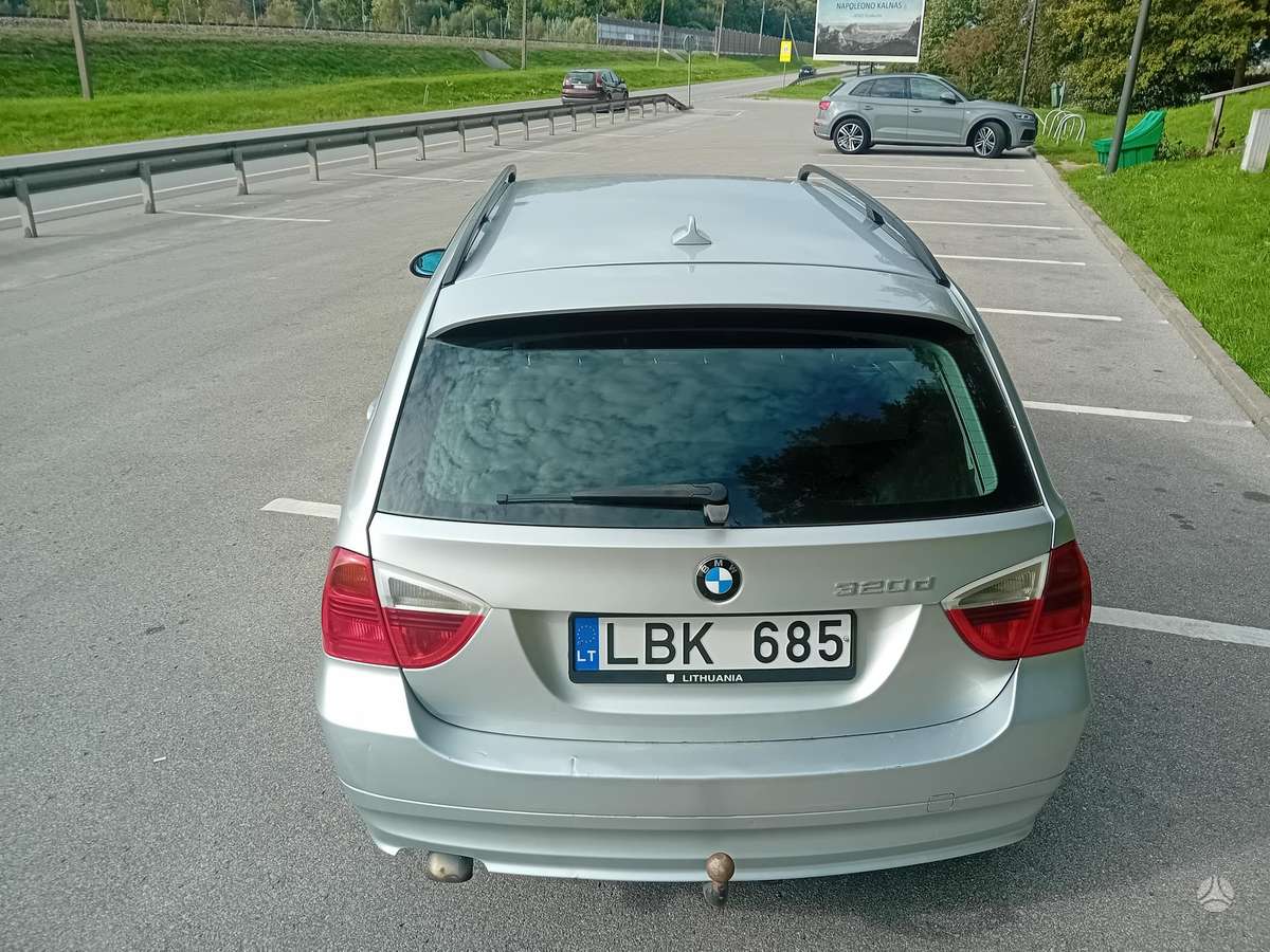 BMW 320, 2.0 l., universalas