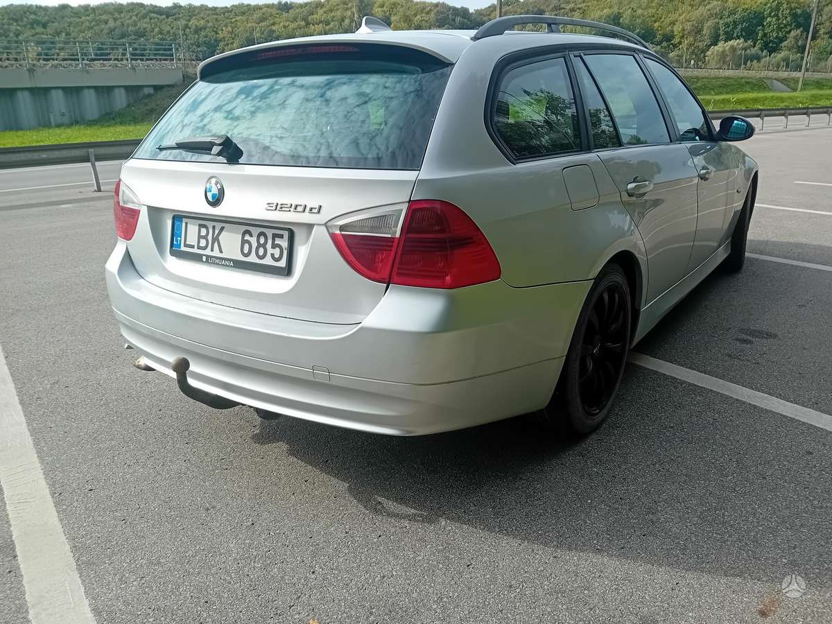 BMW 320, 2.0 l., universalas