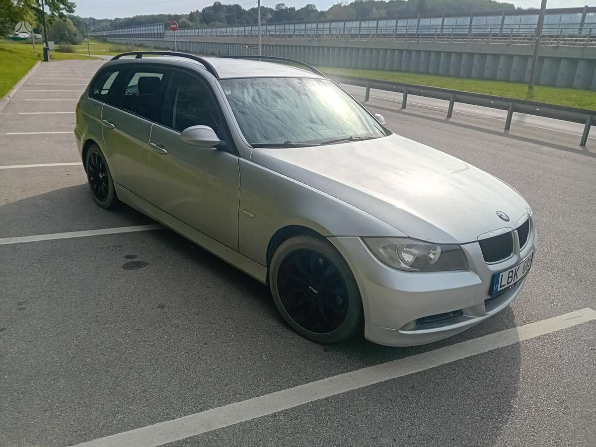 BMW 320, 2.0 l., universalas
