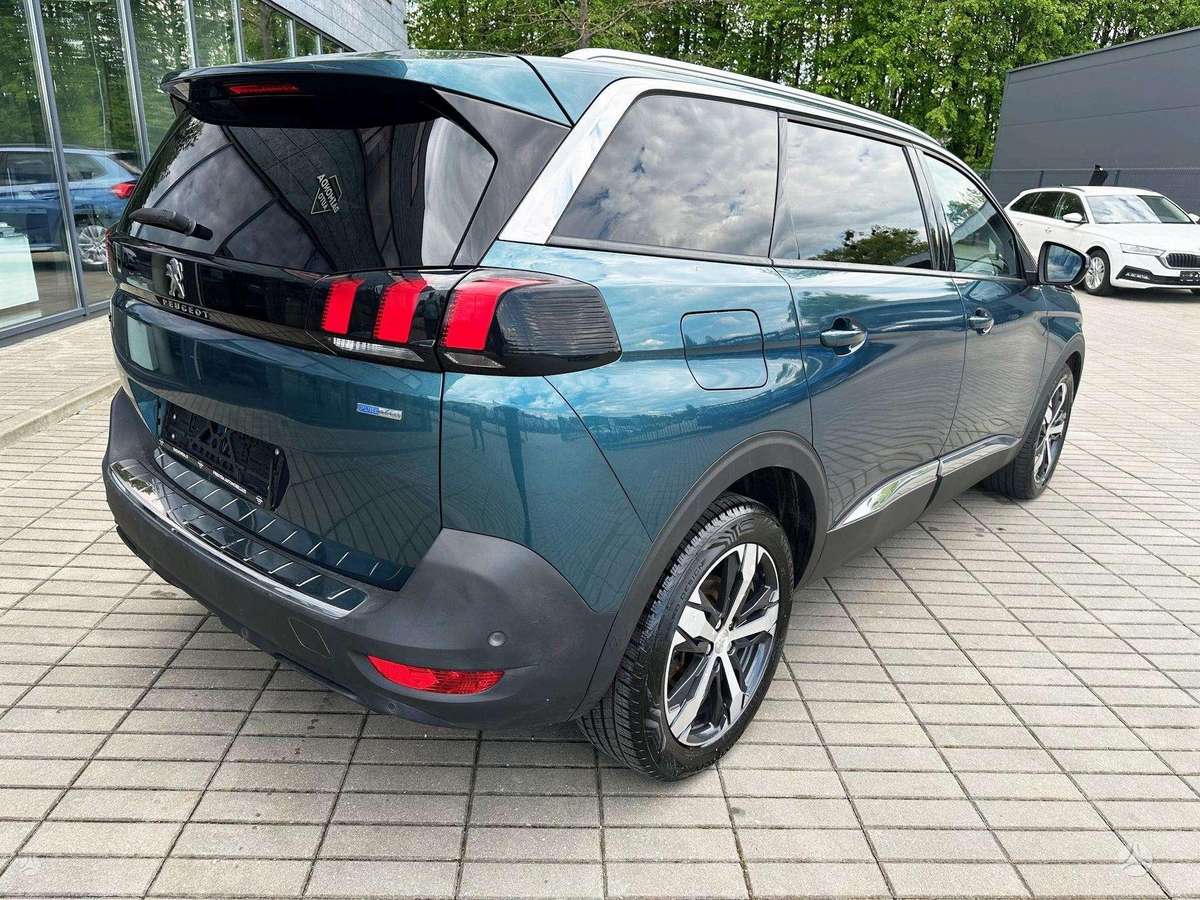 Peugeot 5008, 1.2 l., Минивэн