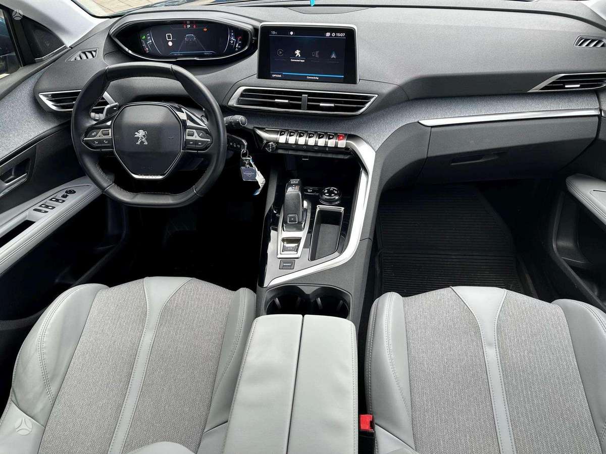 Peugeot 5008, 1.2 l., Минивэн