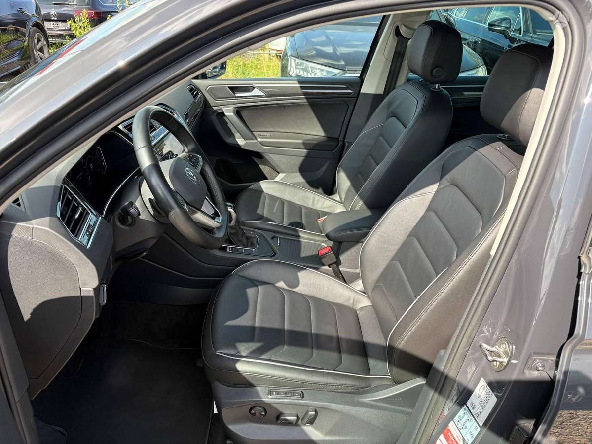 Volkswagen Tiguan - 12