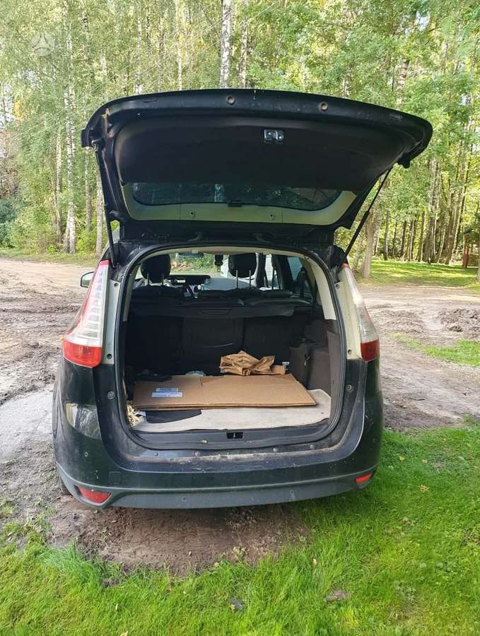Renault Grand Scenic - 5