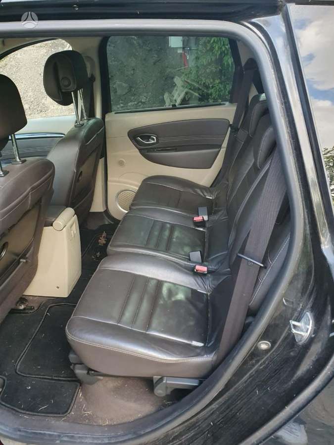 Renault Grand Scenic - 6