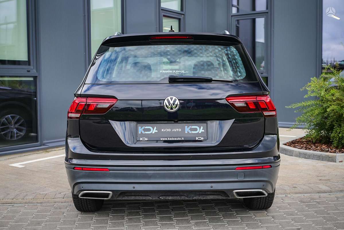 Volkswagen Tiguan Allspace - 8