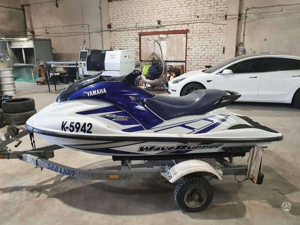 Yamaha WAVERUNNER GP800R, jet skis