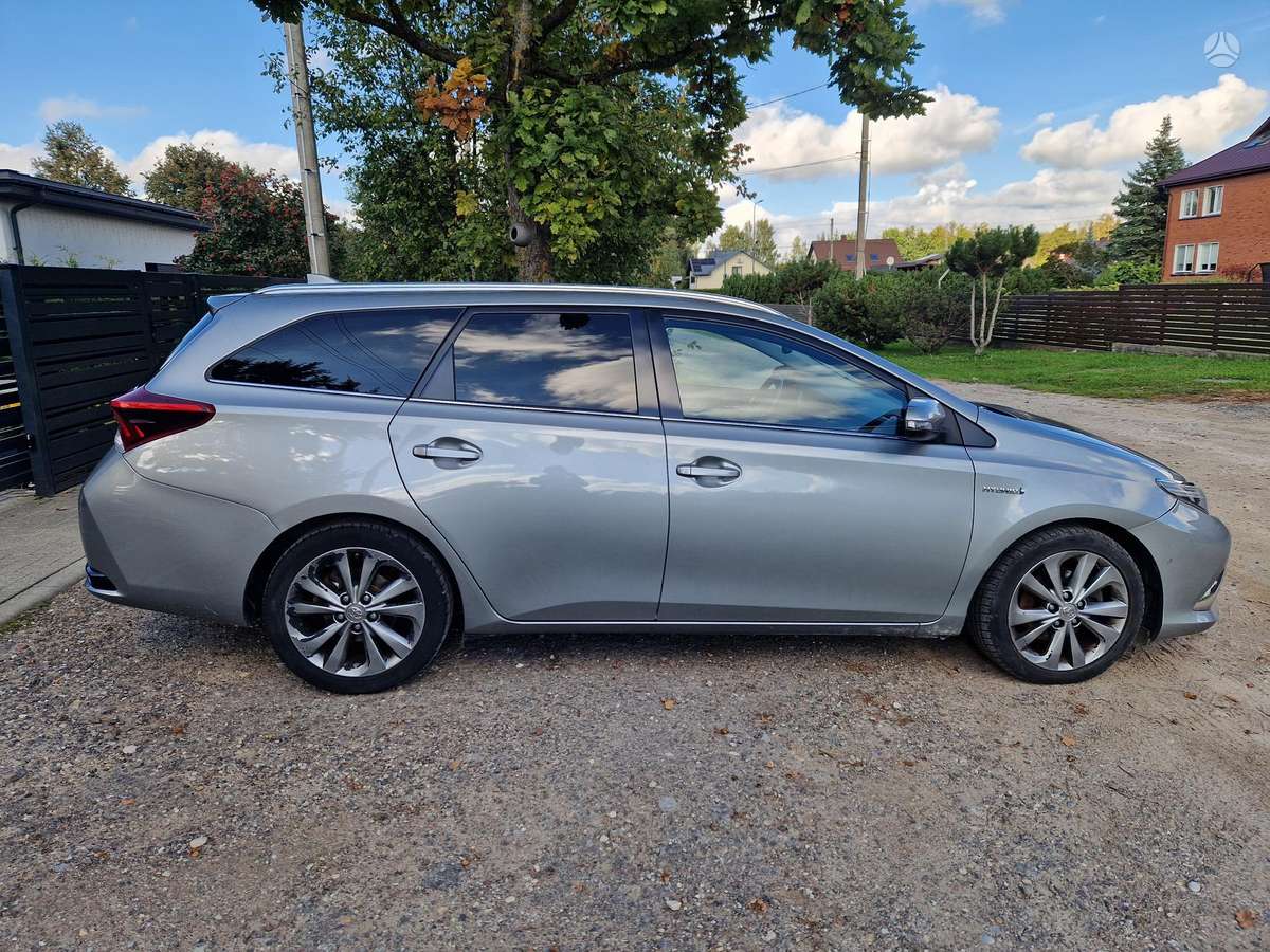Toyota Auris - 3
