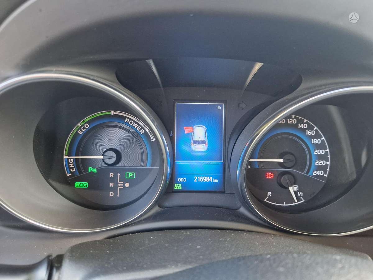 Toyota Auris - 5