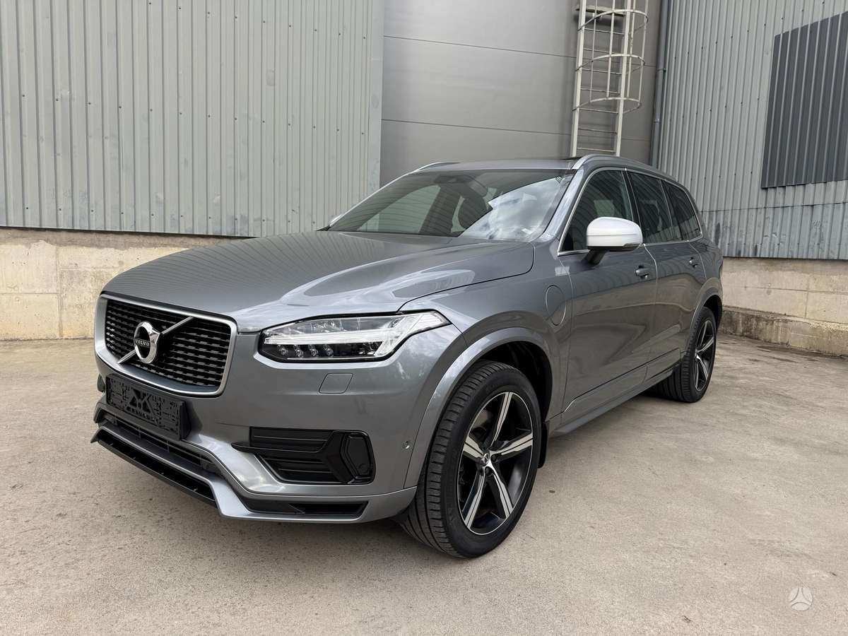 Volvo XC90 - 1