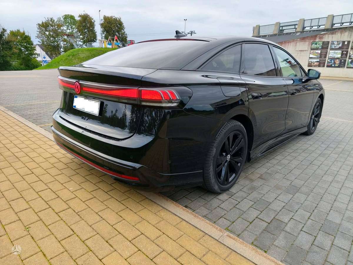 Volkswagen ID.7 - 3