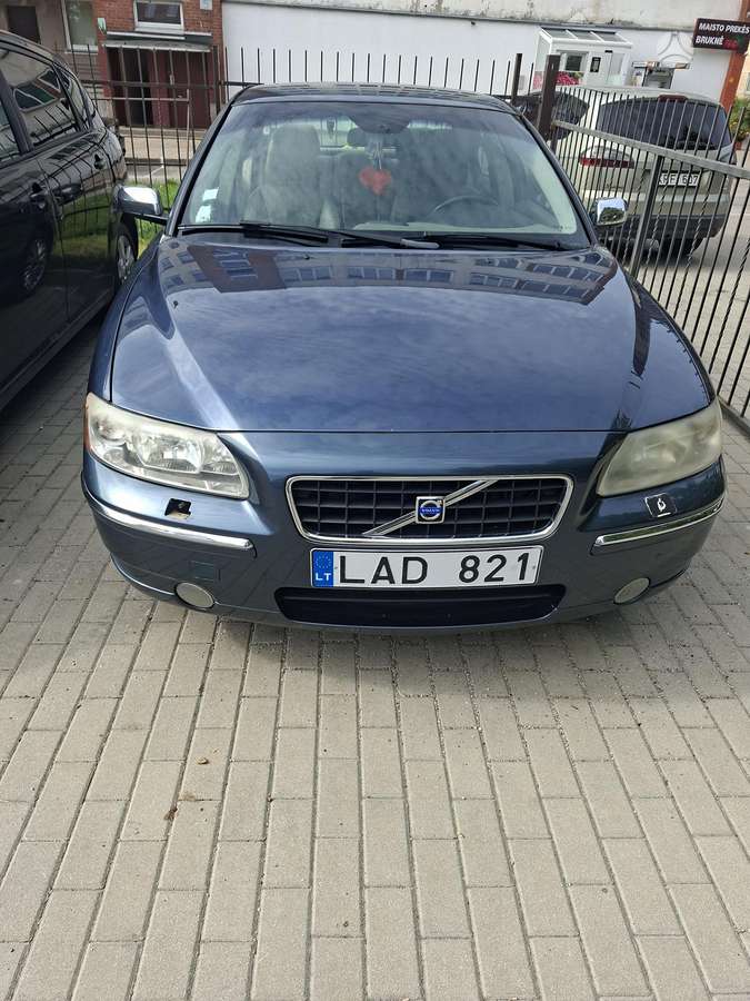 Volvo S60 - 1