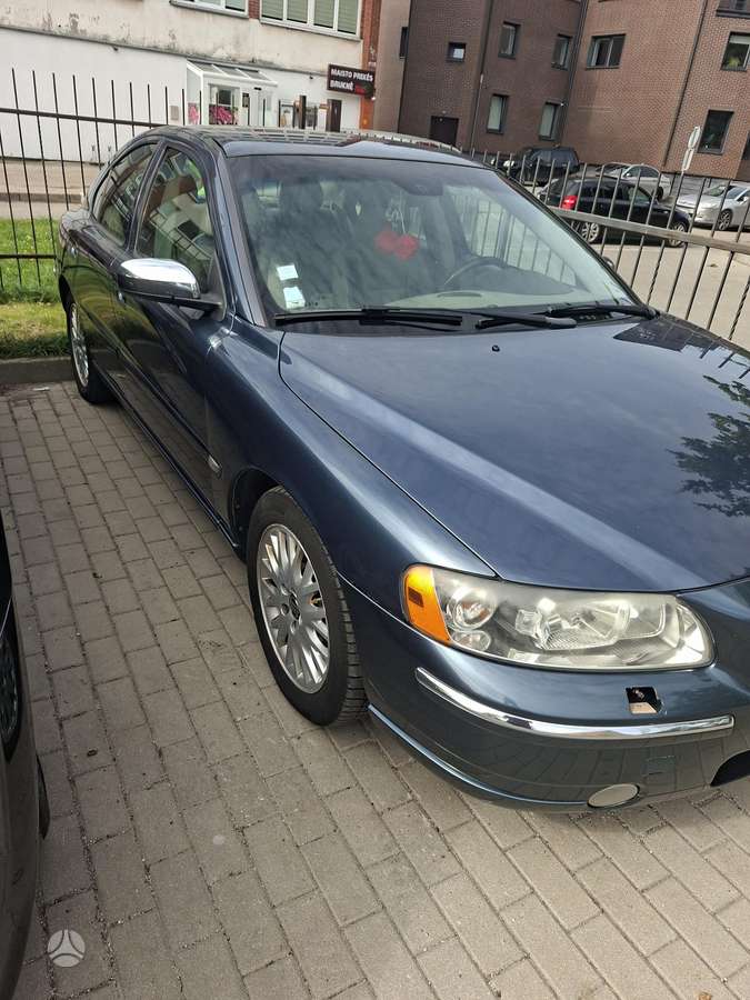 Volvo S60 - 3