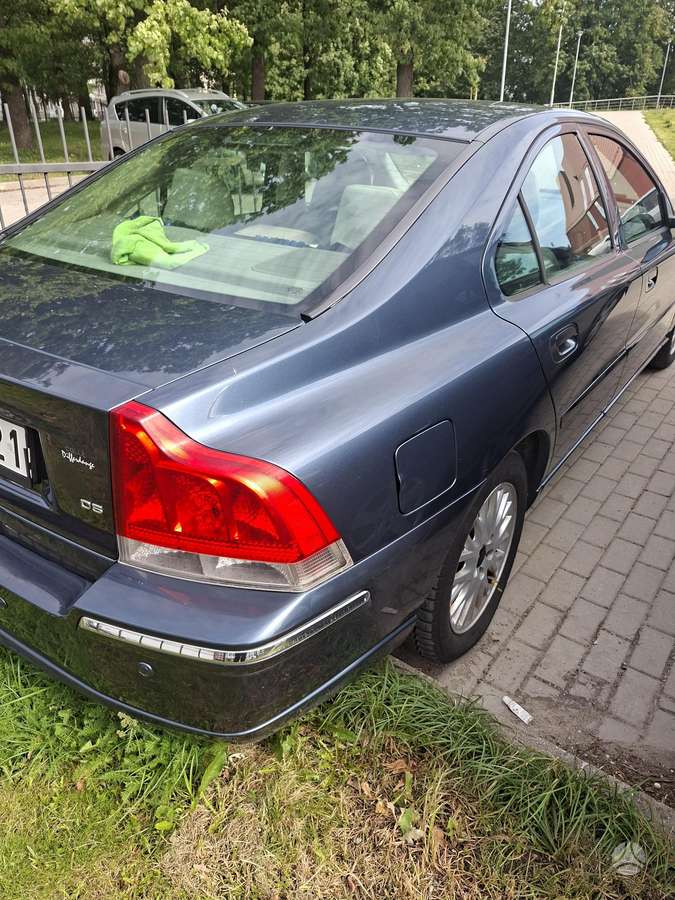 Volvo S60 - 5
