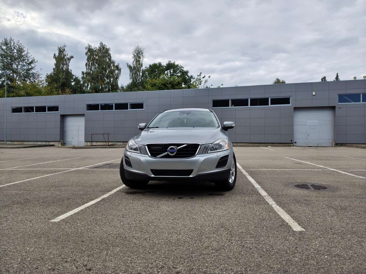 Volvo XC60 - 2