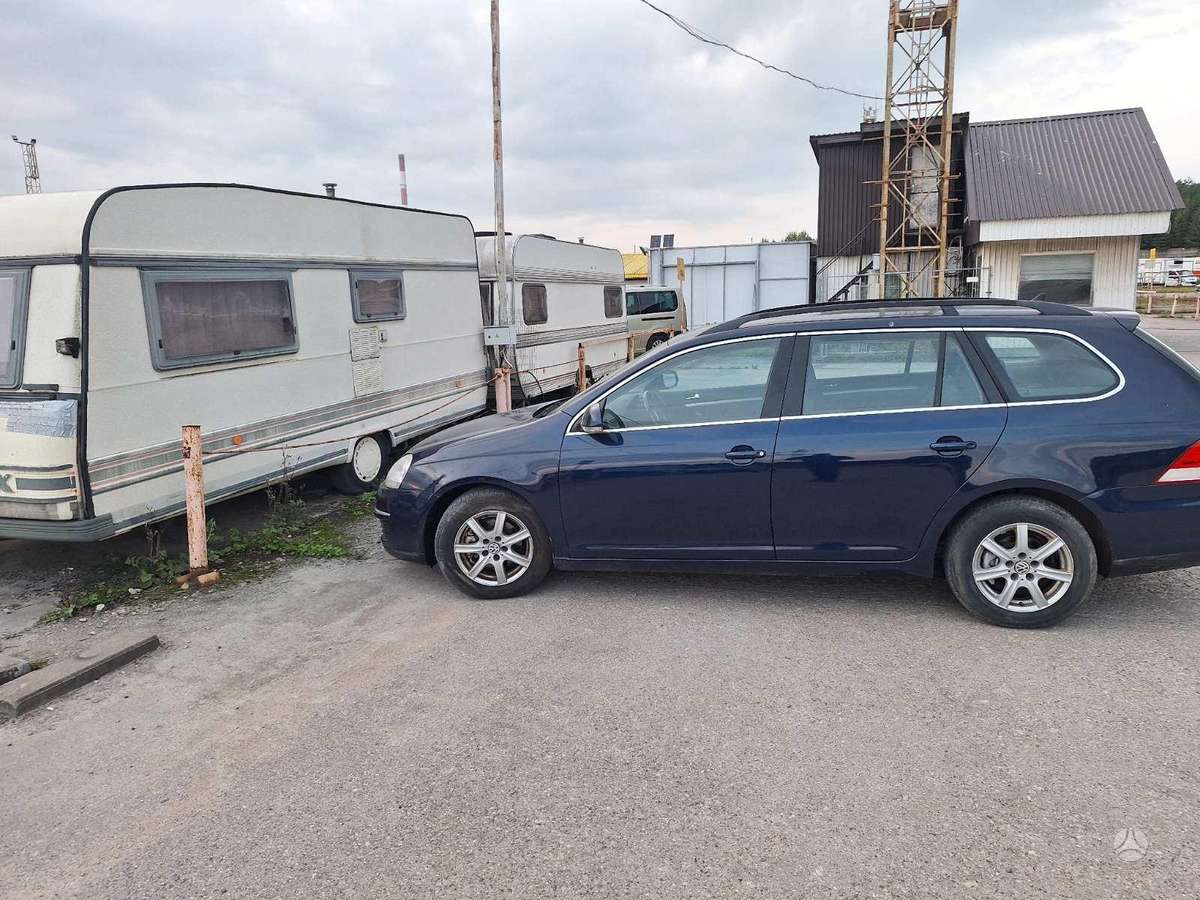 Volkswagen Golf - 9