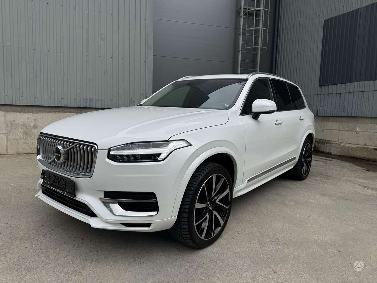 Volvo XC90 - 1