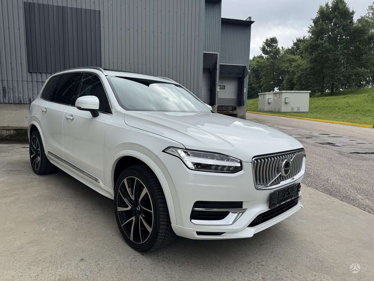 Volvo XC90 - 2