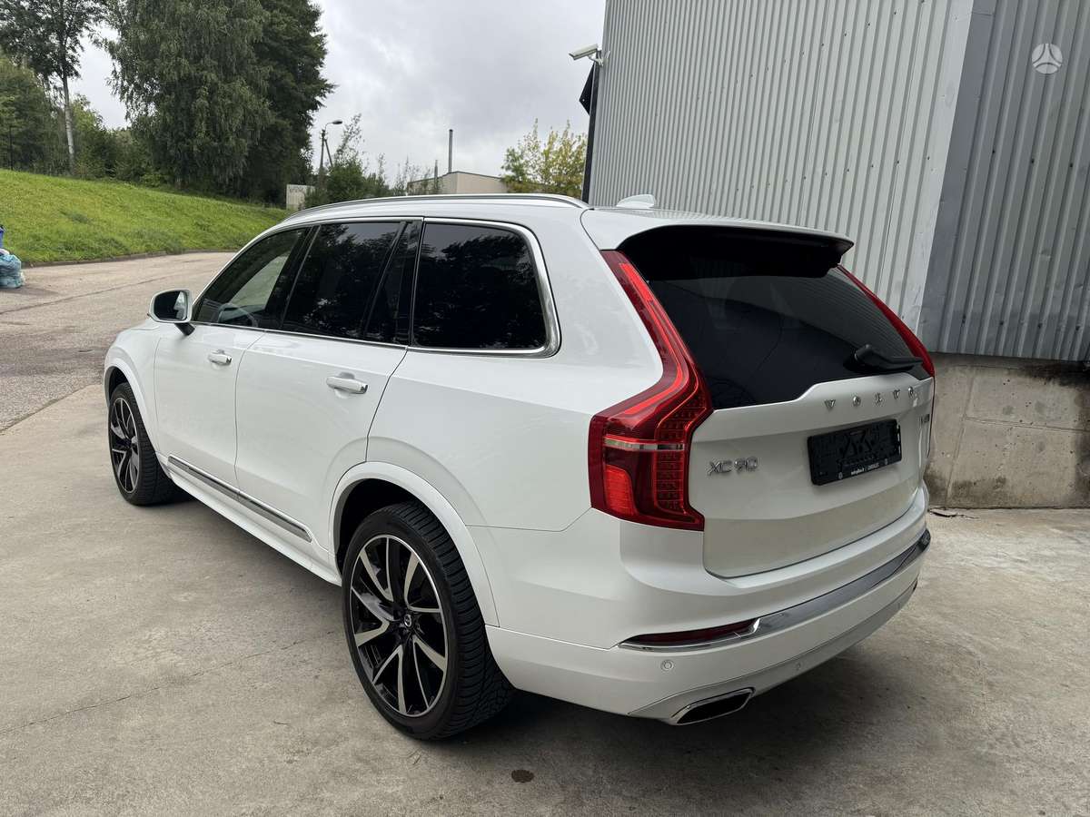 Volvo XC90 - 3