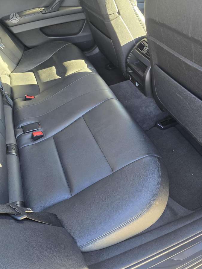BMW 520, 2.0 l., Седан