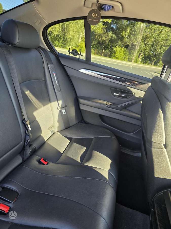 BMW 520, 2.0 l., Седан