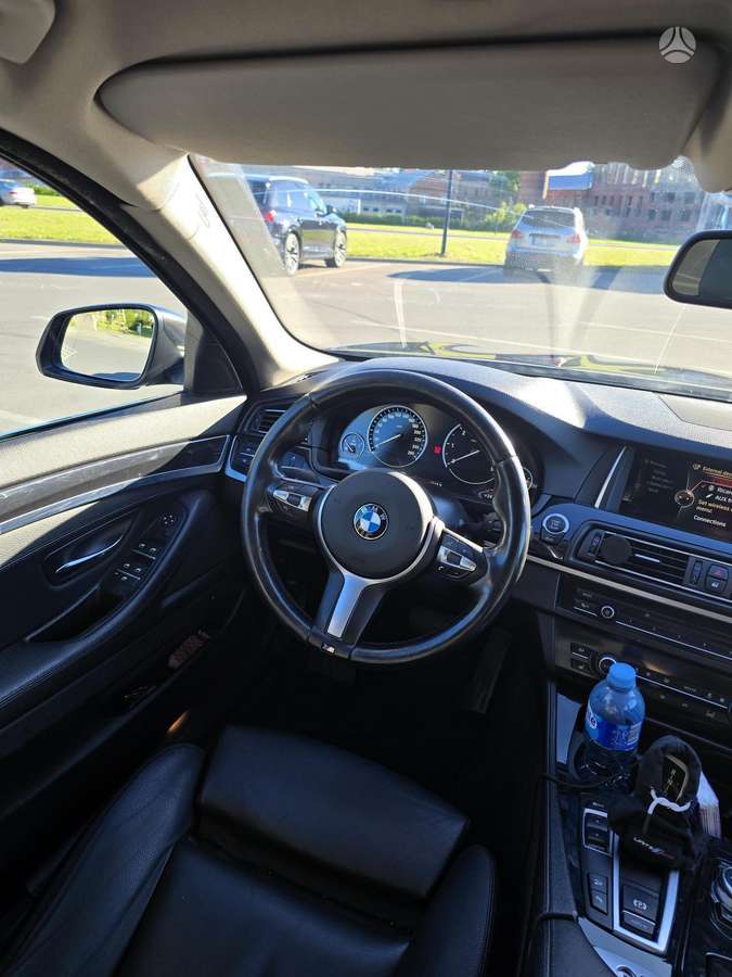 BMW 520, 2.0 l., Седан