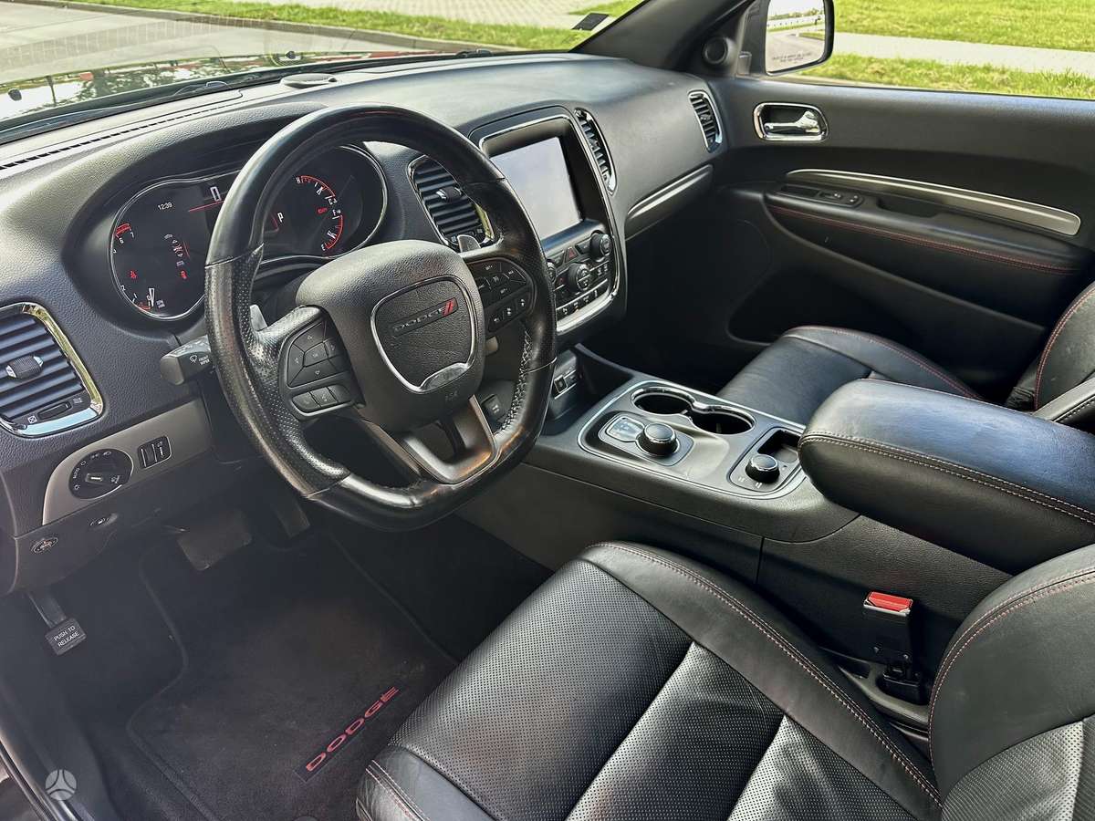 Dodge Durango, 5.7 l., off-road / crossover