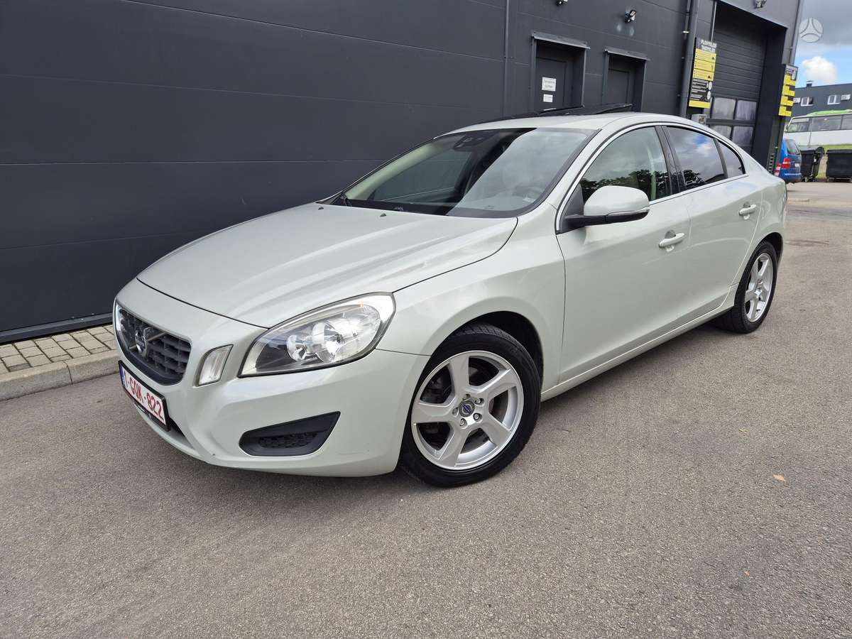 Volvo S60 - 2