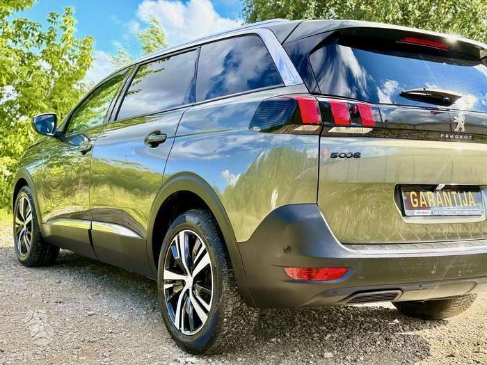 Peugeot 5008 - 7