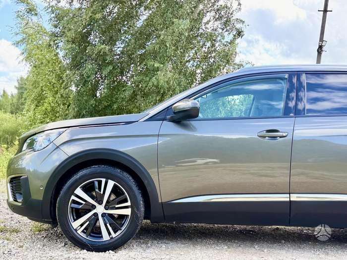 Peugeot 5008 - 11