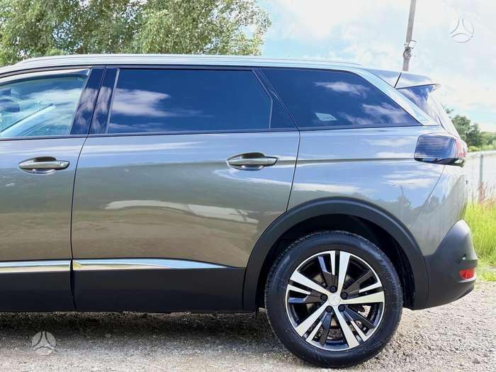 Peugeot 5008 - 12