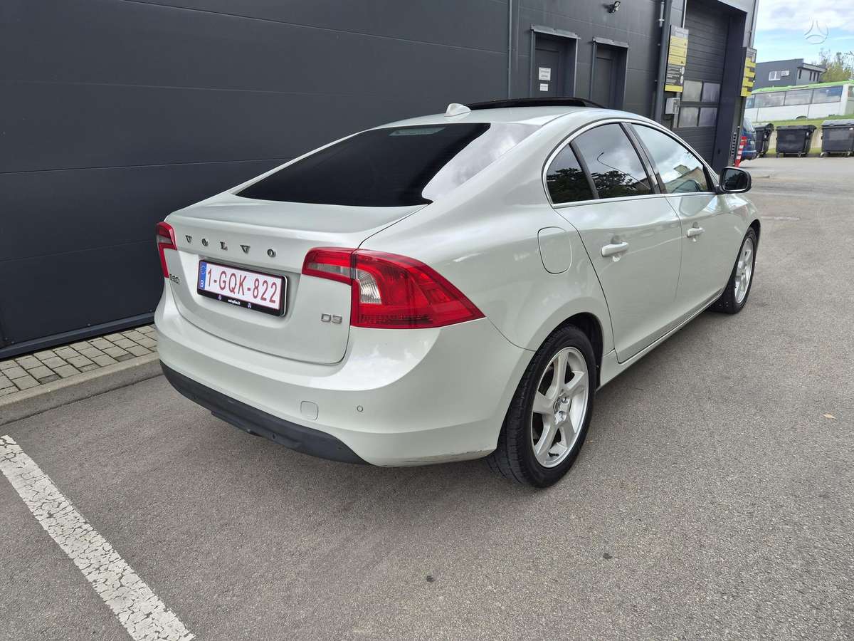 Volvo S60 - 5