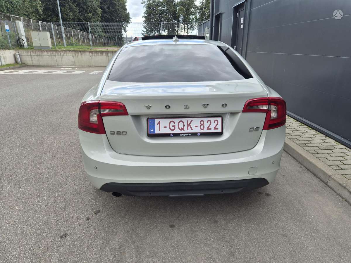 Volvo S60, 2.0 l., Седан