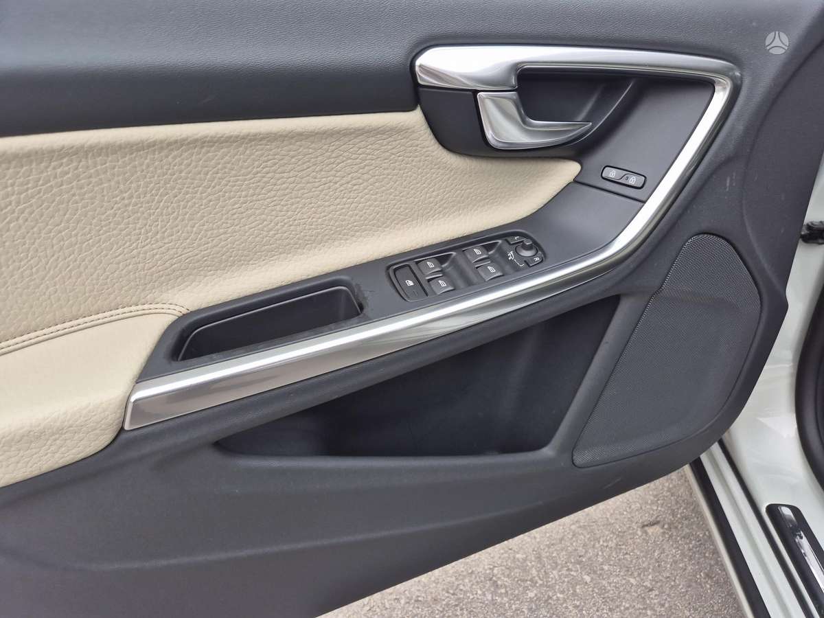 Volvo S60, 2.0 l., Седан