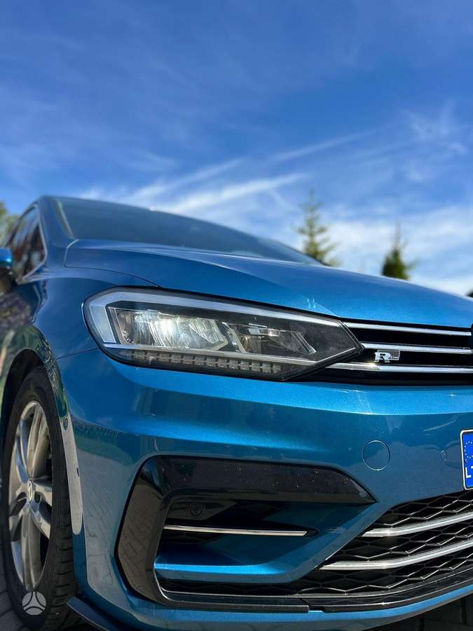 Volkswagen Touran - 3