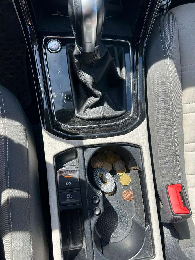 Volkswagen Touran - 6