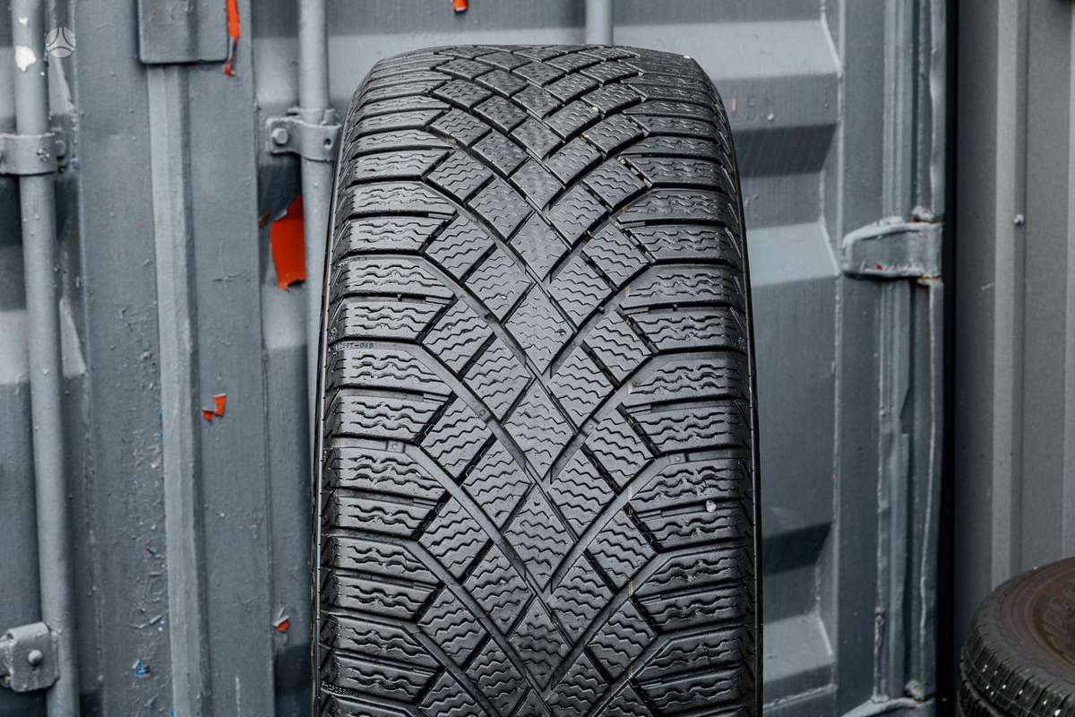 Continental Viking Contact 7, winter 255/45 R19