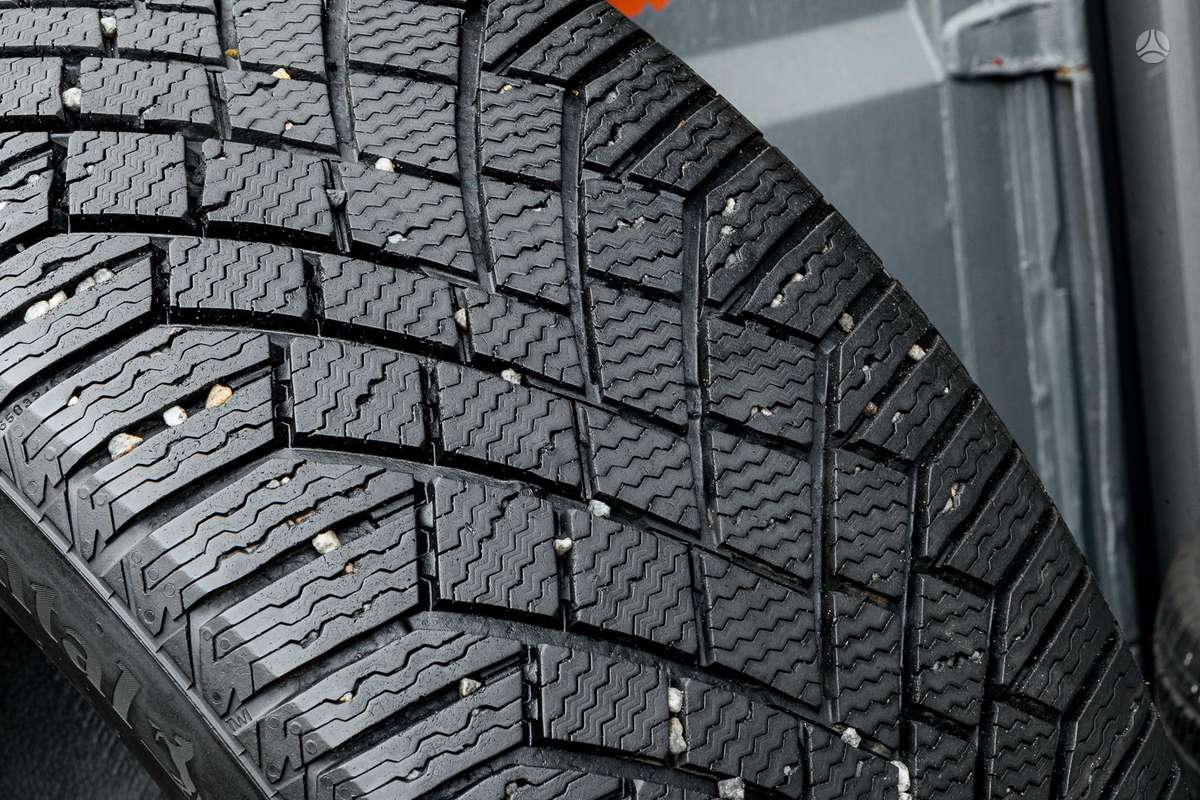 Continental Viking Contact 7, winter 235/50 R19