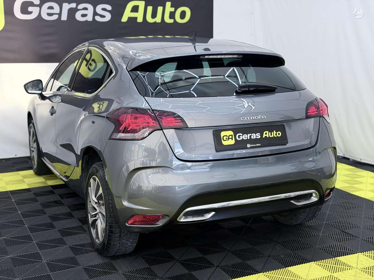 Citroen DS4, 1.6 l., Хэтчбек