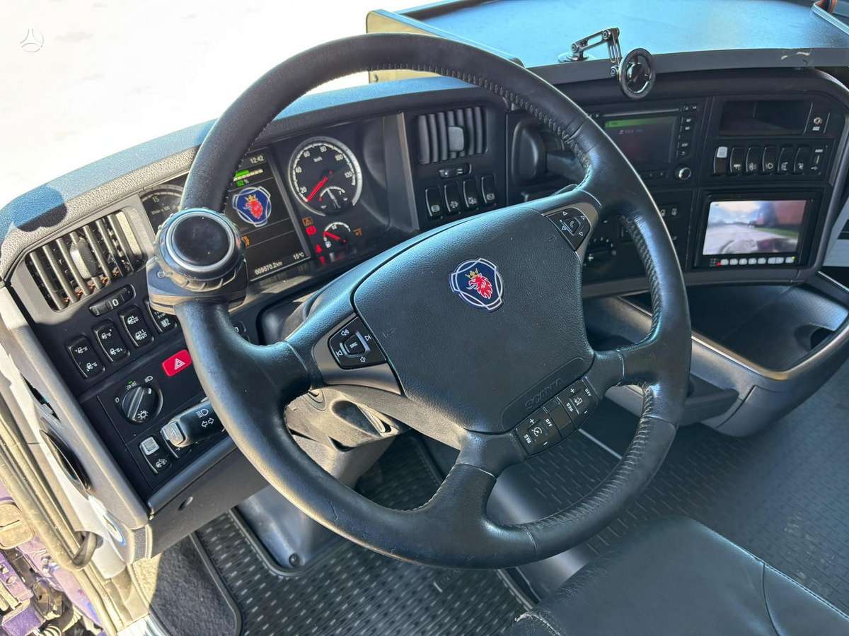 Scania R 450 8x4*4, с краном