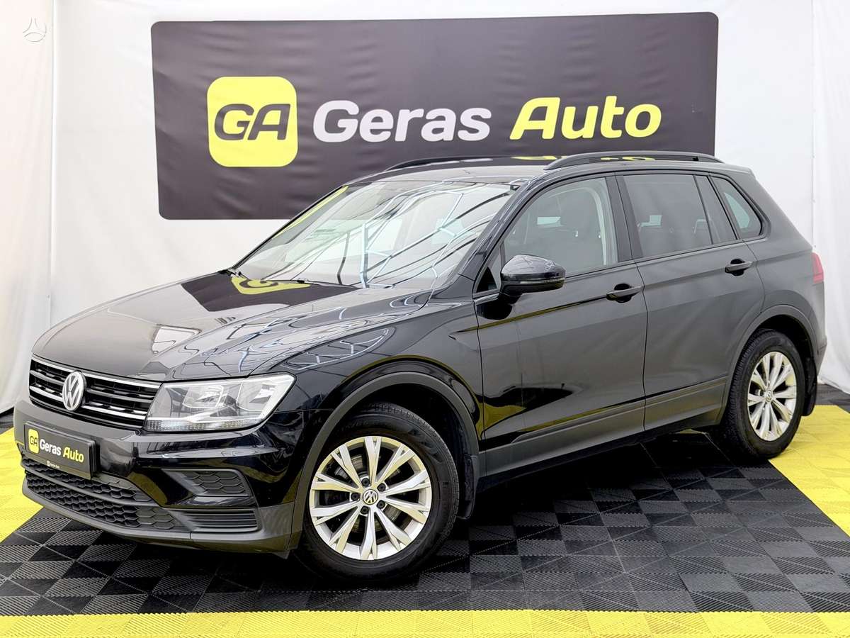 Volkswagen Tiguan - 1
