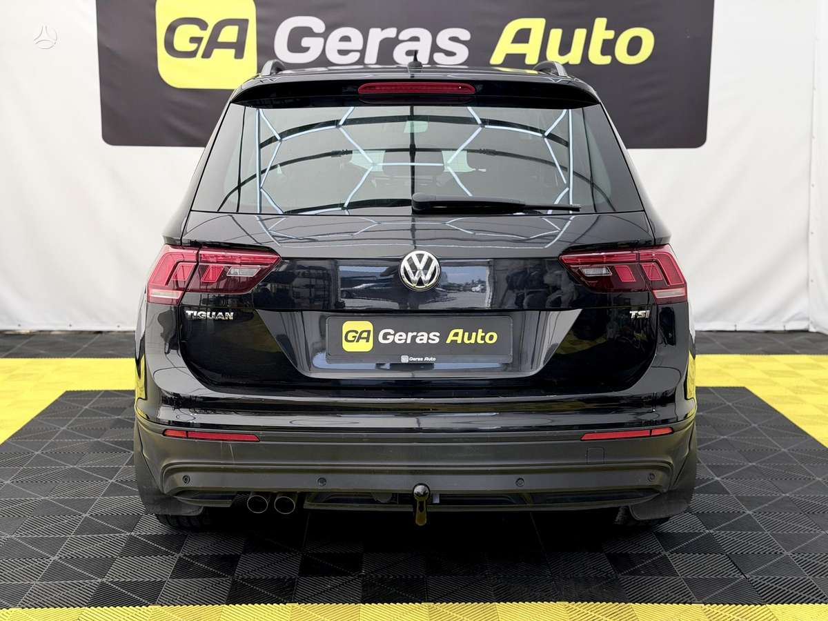 Volkswagen Tiguan - 5