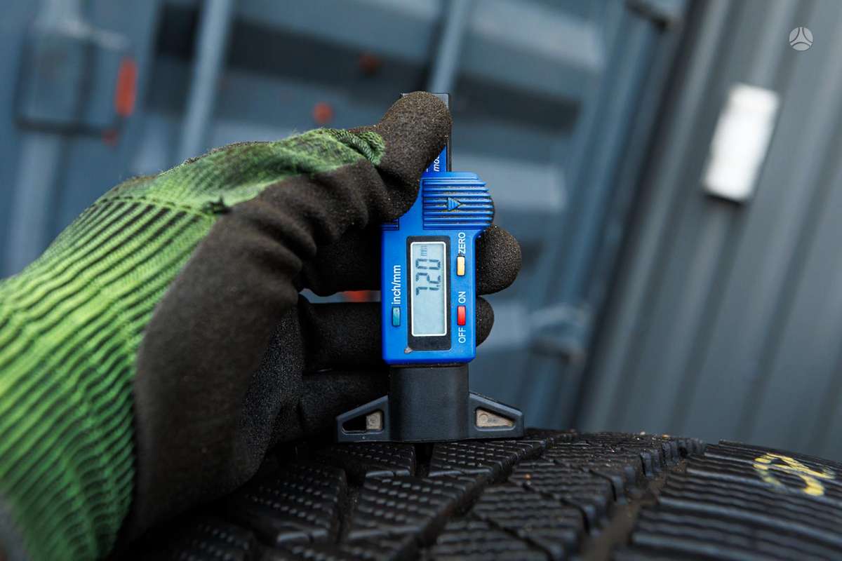 Continental Winter Contact TS, winter 245/35 R20