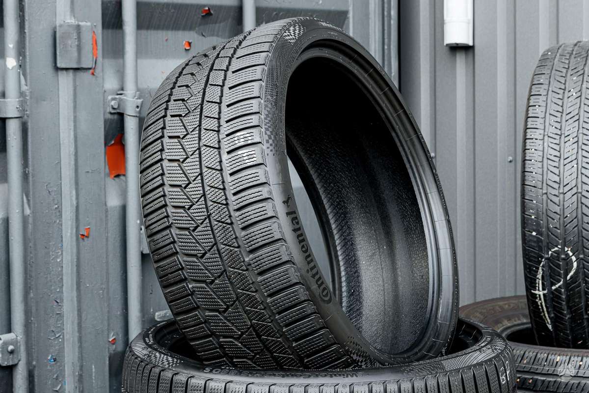 Continental Winter Contact TS, winter 245/35 R20