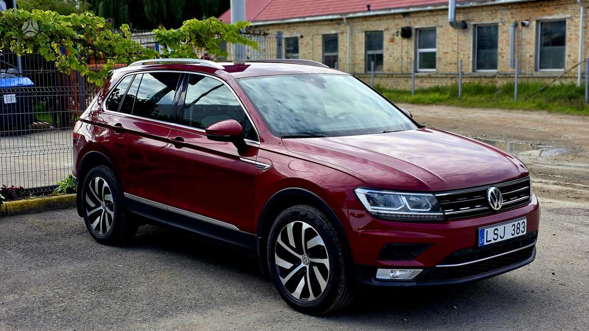 Volkswagen Tiguan - 4