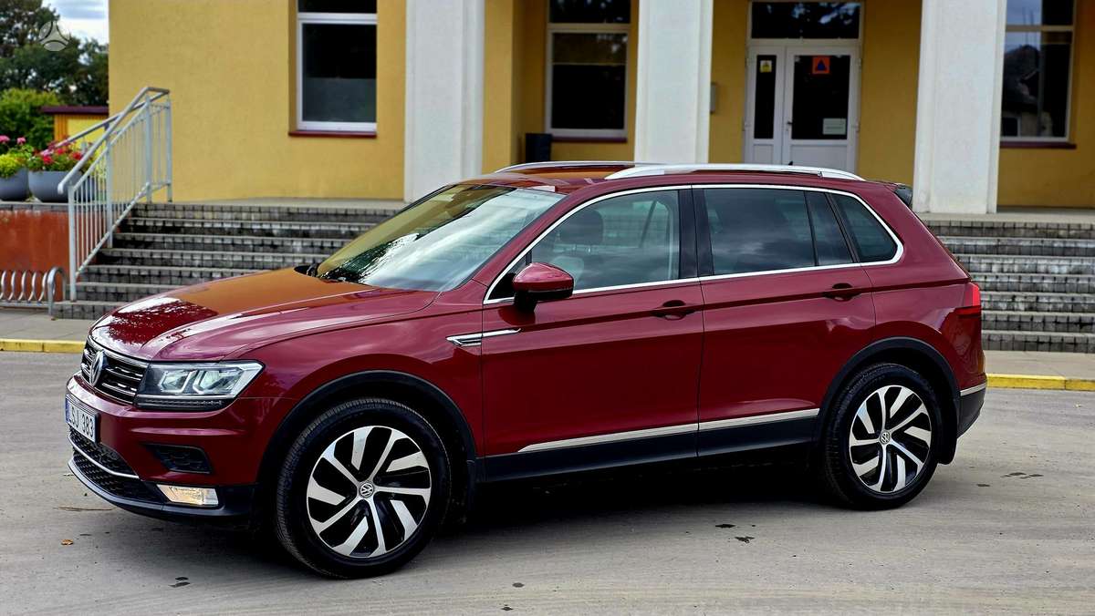 Volkswagen Tiguan - 10