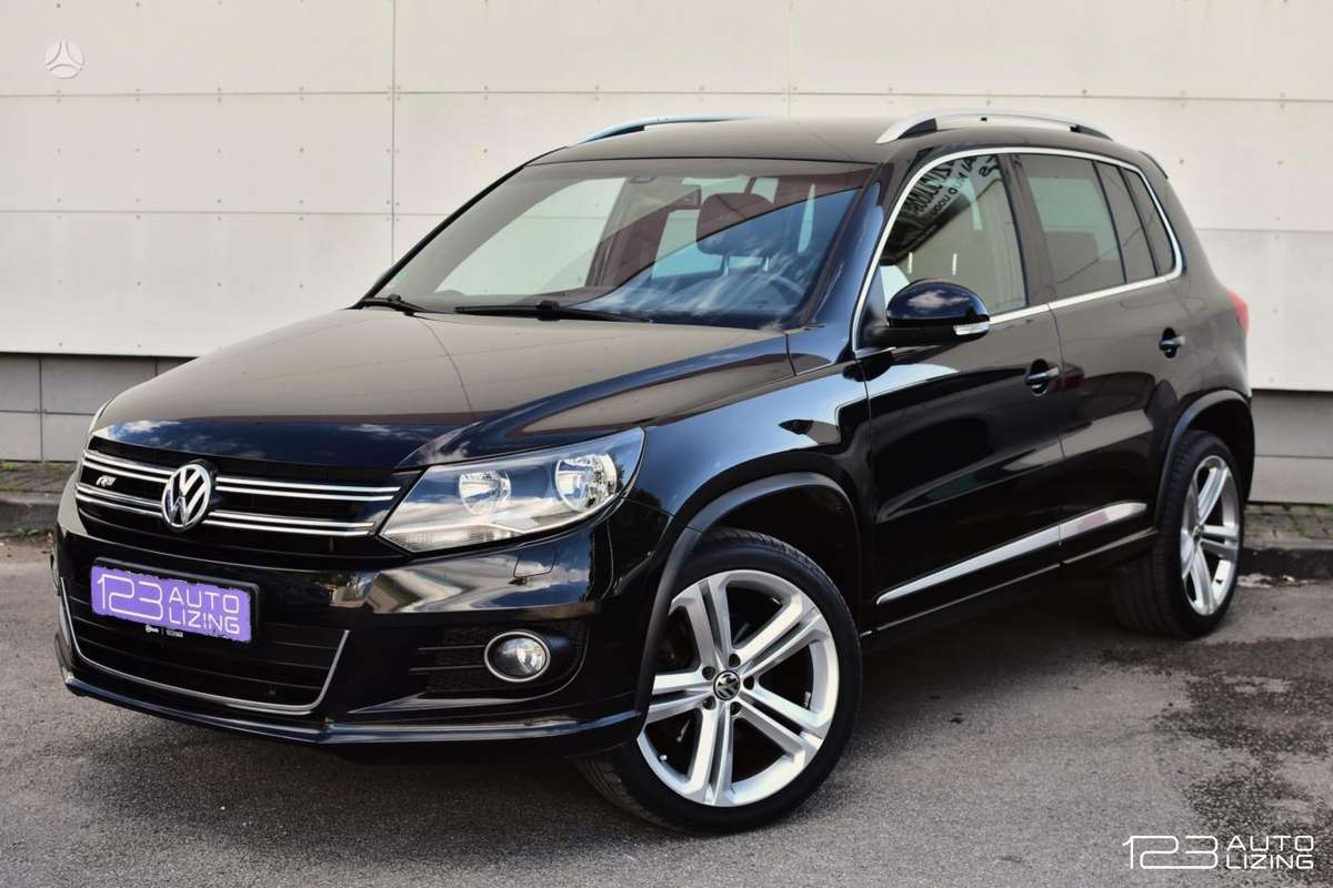 Volkswagen Tiguan - 1